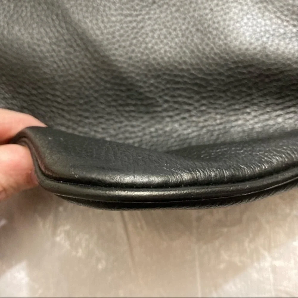 Michael kors black leather crossbody bag